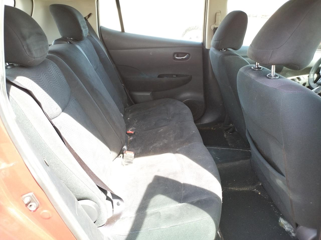 Photo 6 from auction – 2014 NISSAN LEAF S with VIN 1N4AZ0CP7EC336985