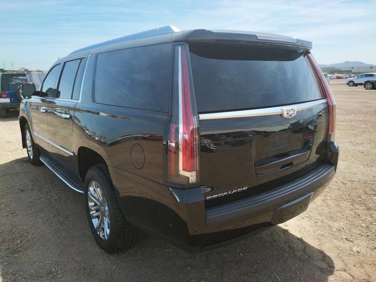 Photo 3 from auction – 2018 CADILLAC ESCALADE E with VIN 1GYS4GKJ7JR206452
