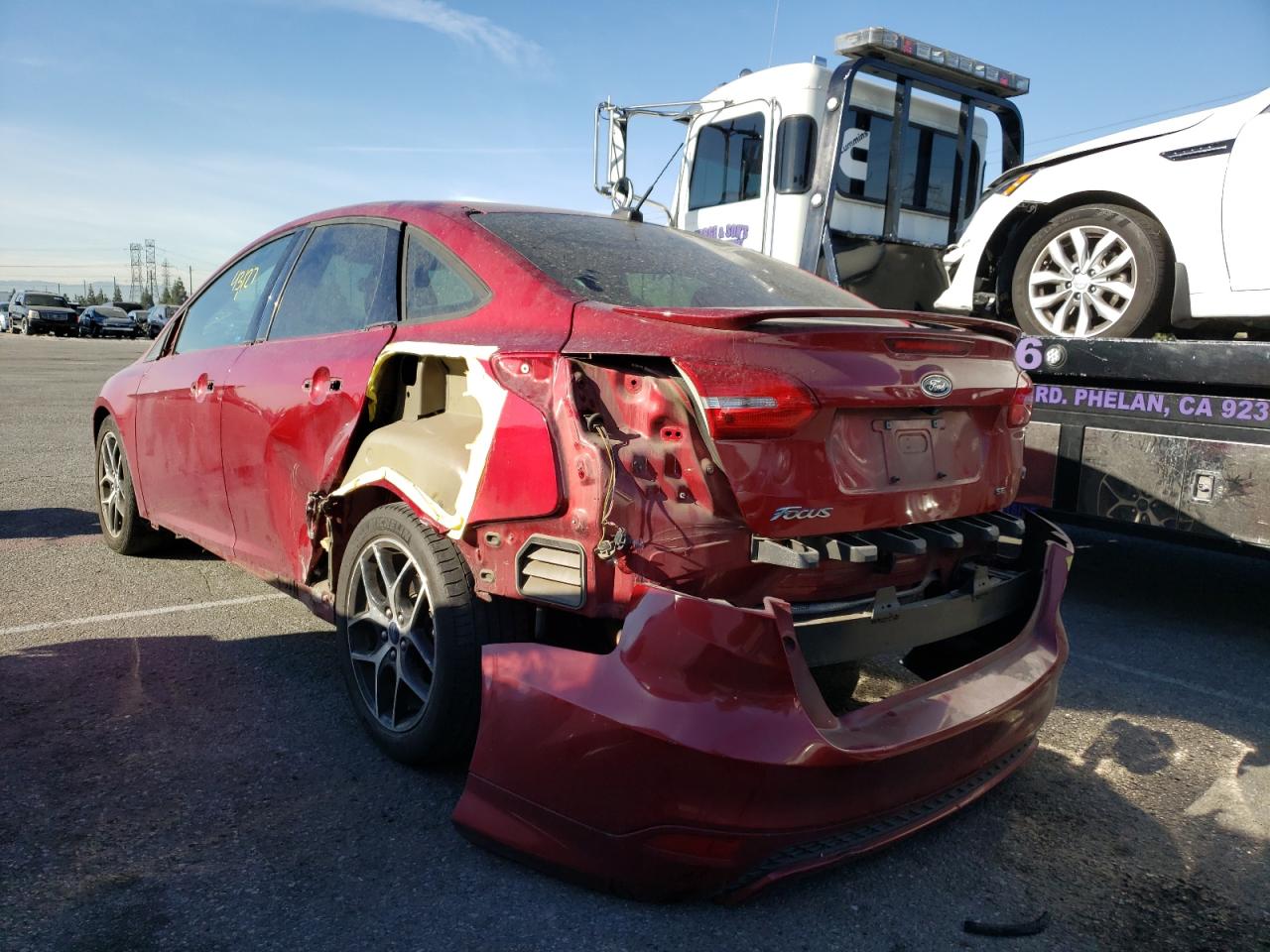 Photo 3 from auction – 2016 FORD FOCUS SE with VIN 1FADP3F29GL405571