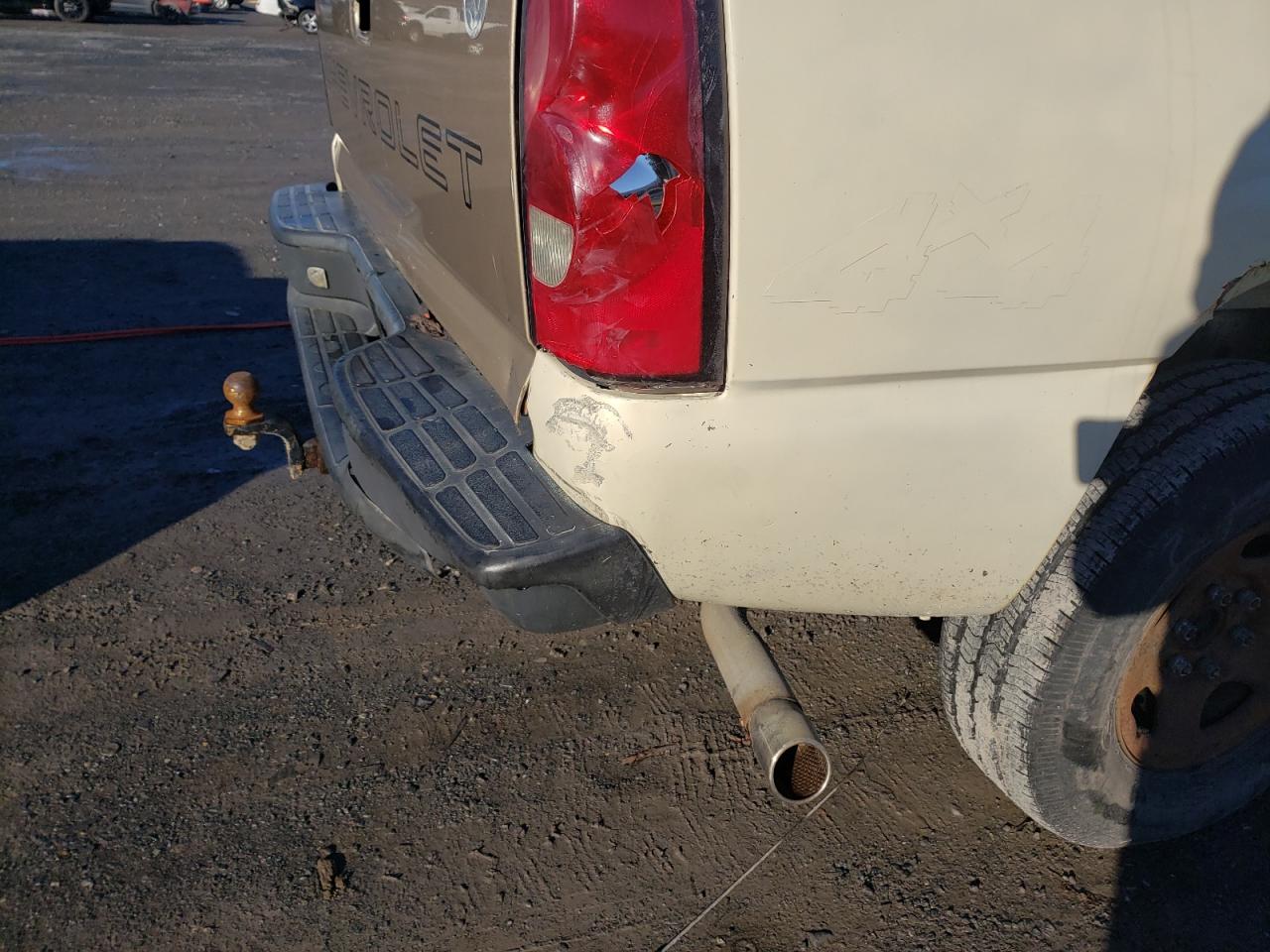 Zdjęcie 9 z aukcji – 2004 CHEVROLET SILVERADO z VIN 1GCEK19V84E169423