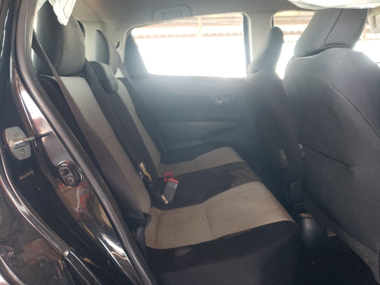 Photo 6 from auction – 2014 TOYOTA YARIS with VIN JTDKTUD33ED573583