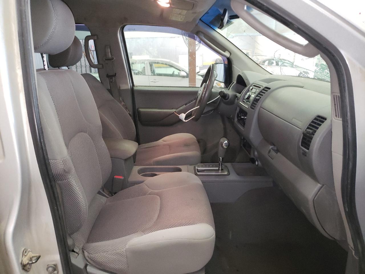 Photo 5 from auction – 2008 NISSAN FRONTIER C with VIN 1N6AD09W98C446784