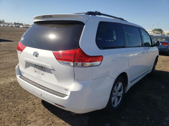 Photo 4 from auction – 2013 TOYOTA SIENNA LE with VIN 5TDKK3DC2DS379613