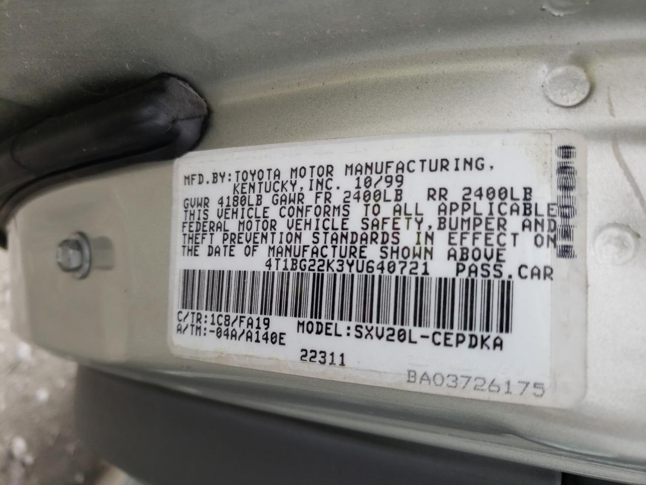 Photo 10 from auction – 2000 TOYOTA CAMRY with VIN 4T1BG22K3YU640721