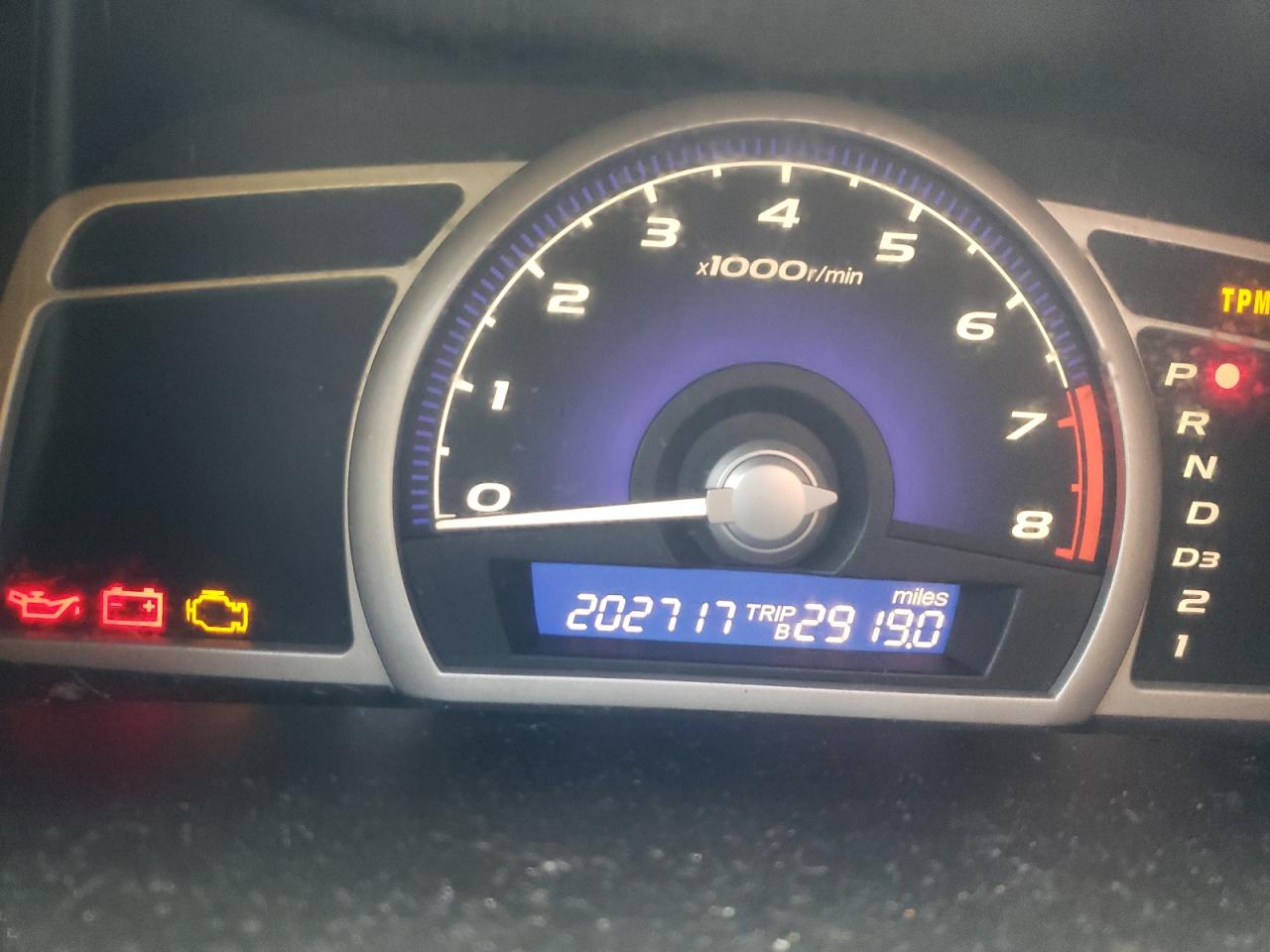 Photo 8 from auction – 2010 HONDA CIVIC LX with VIN 2HGFA1F55AH558778