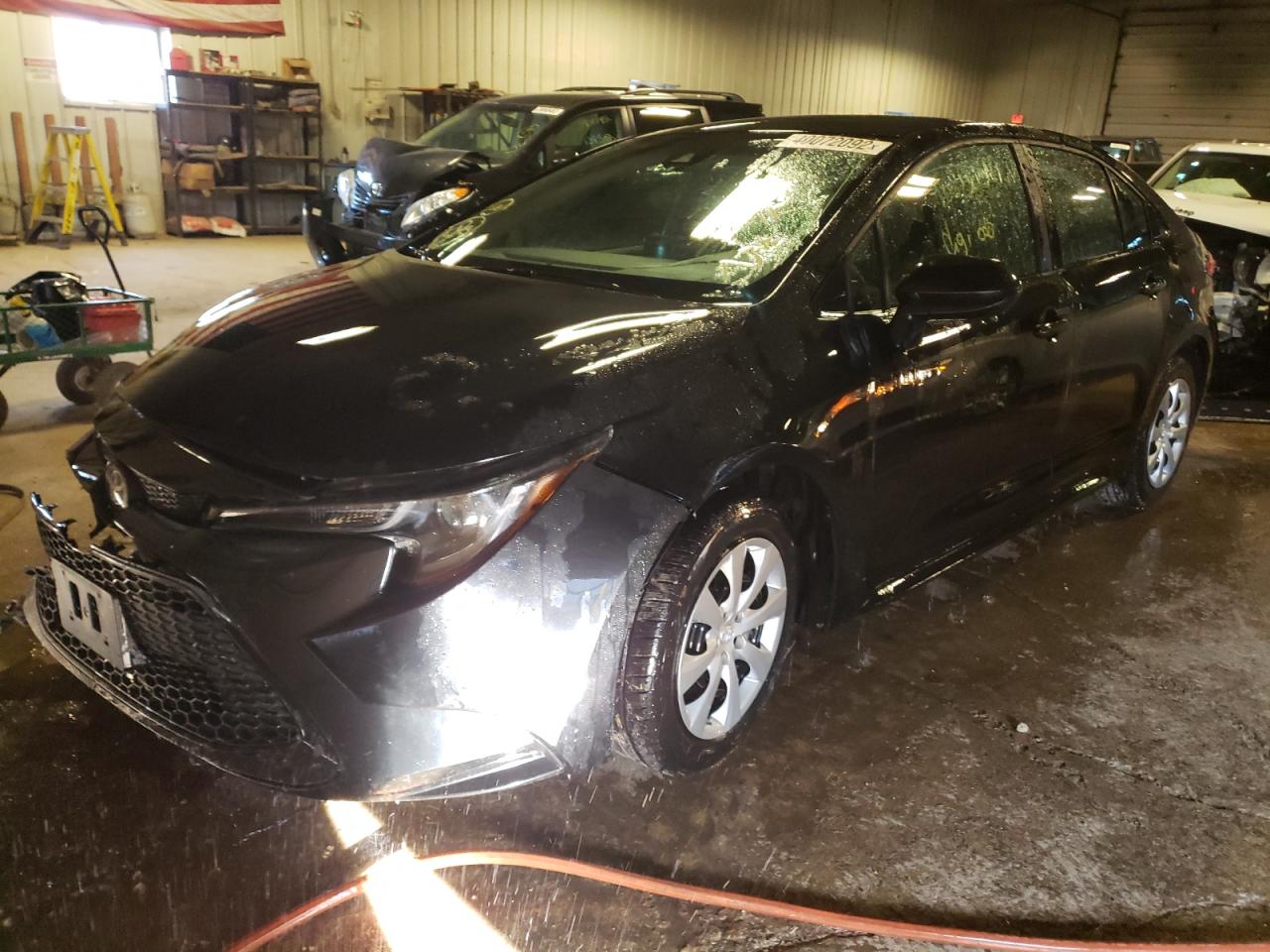 Photo 2 from auction – 2020 TOYOTA COROLLA LE with VIN 5YFEPRAE1LP076062