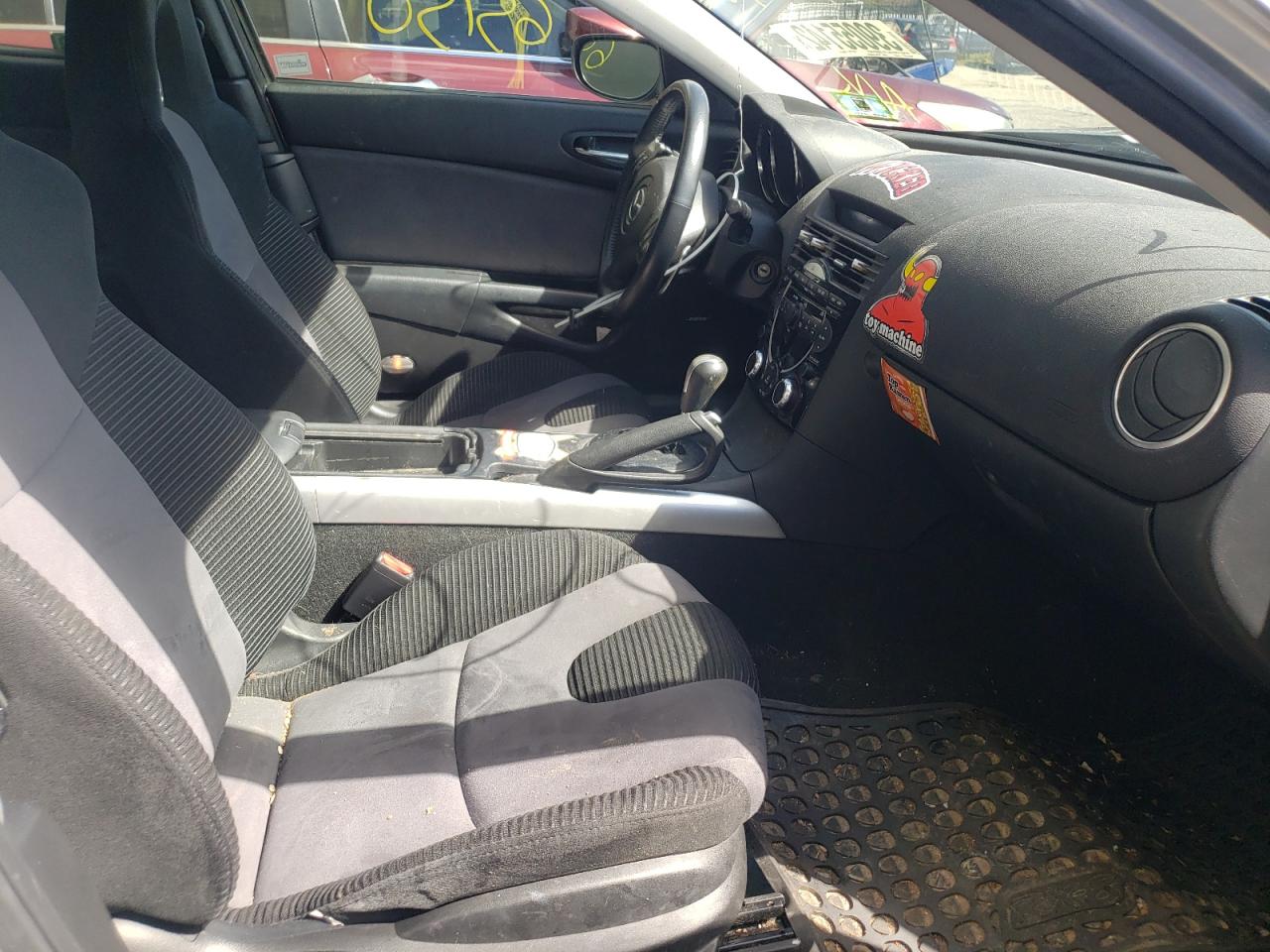 Photo 5 from auction – 2006 MAZDA RX8 with VIN JM1FE173360202521