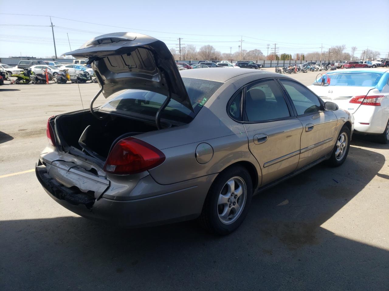 Photo 4 from auction – 2003 FORD TAURUS SES with VIN 1FAFP55223G193718