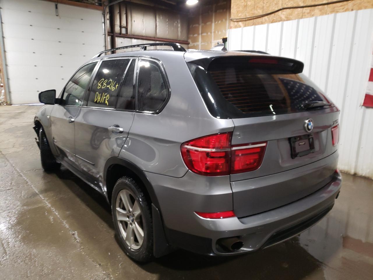 Photo 3 from auction – 2013 BMW X5 XDRIVE3 with VIN 5UXZV4C52D0G53671