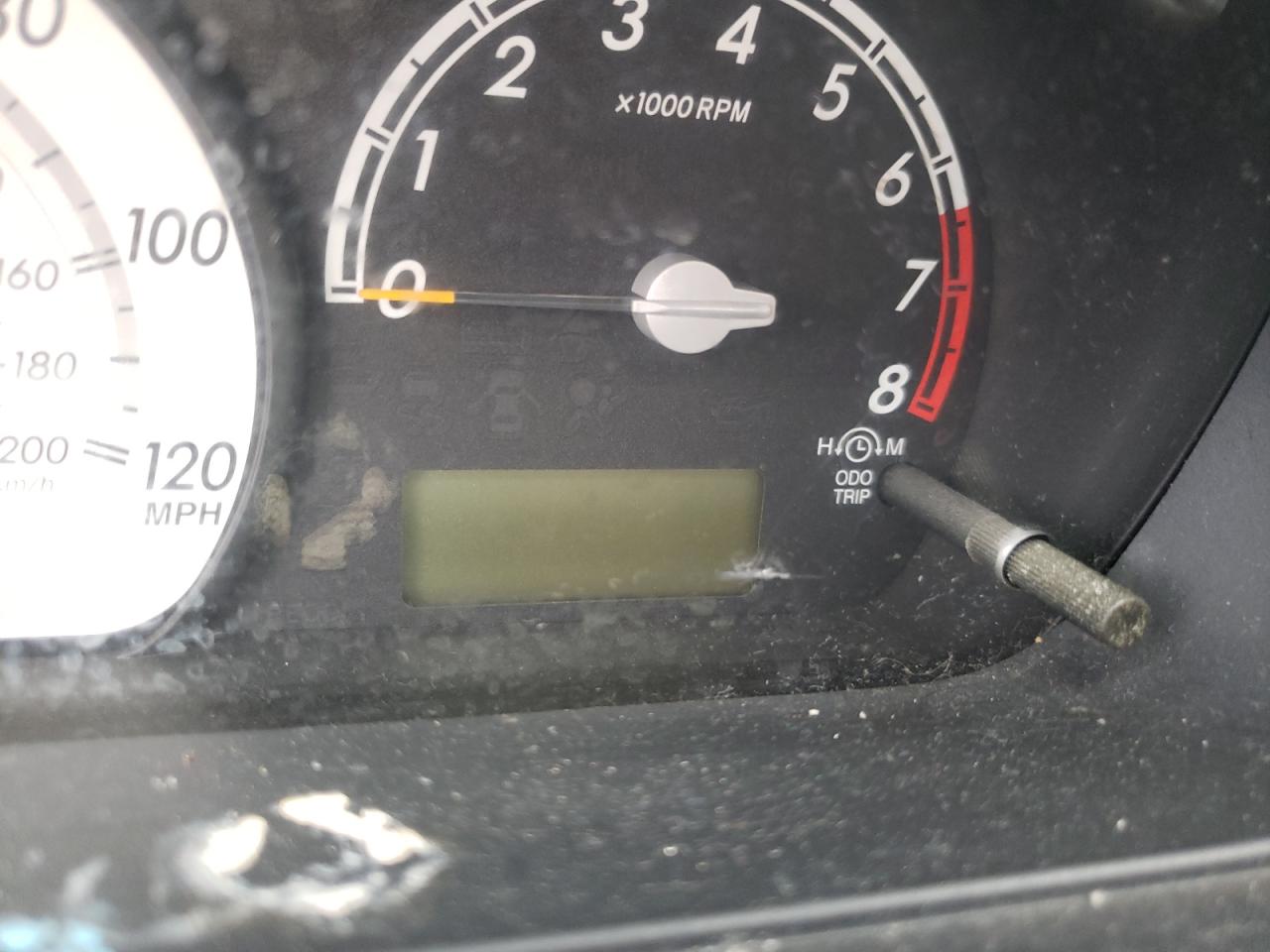 Photo 8 from auction – 2005 TOYOTA SCION XA with VIN JTKKT624650086949