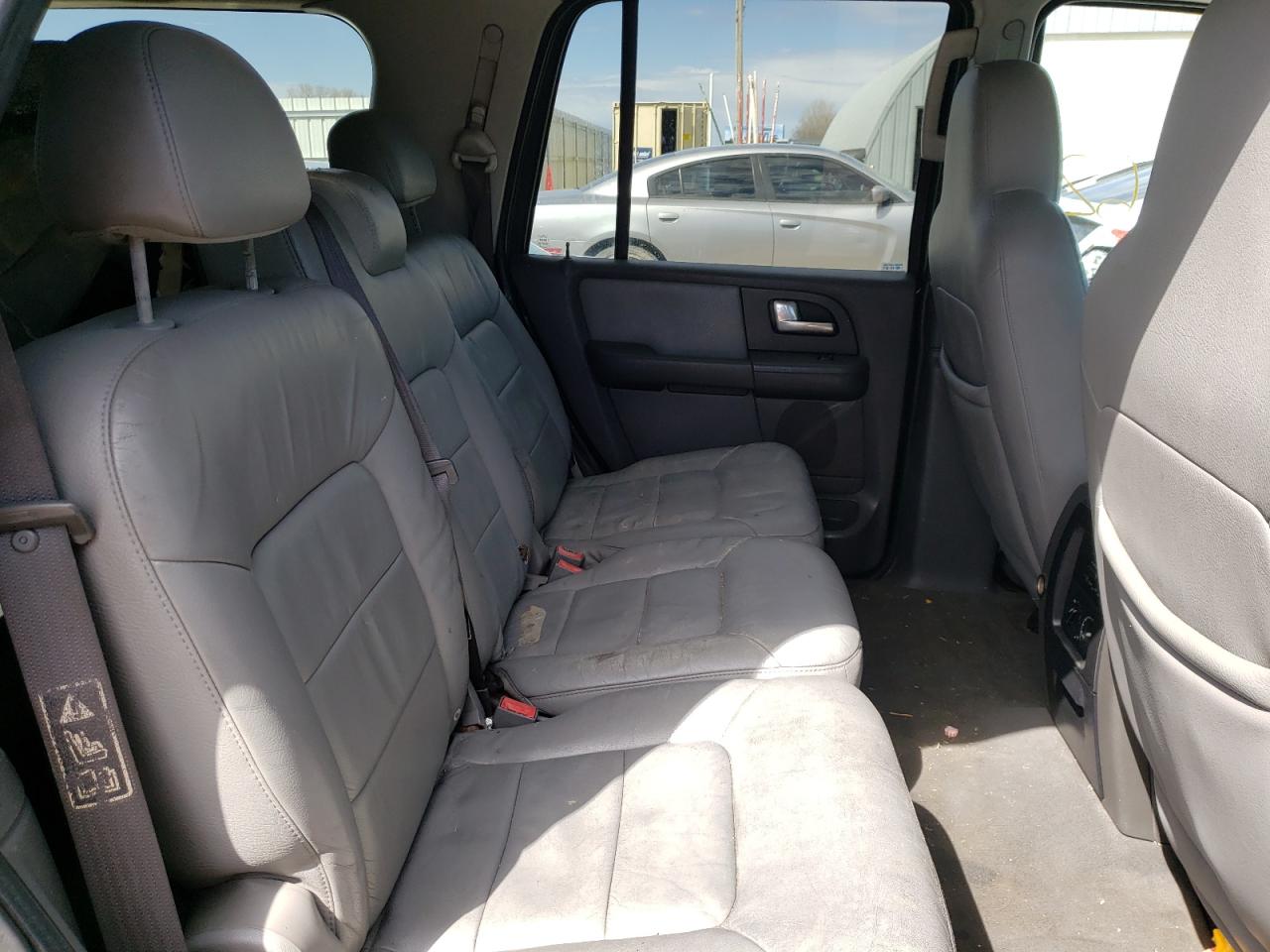Photo 6 from auction – 2003 FORD EXPEDITION with VIN 1FMPU16L13LA33467