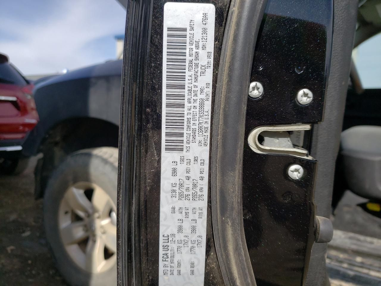 Фото 11 с аукциона – 2019 RAM 1500 CLASS с VIN 1C6RR7KT7KS598860