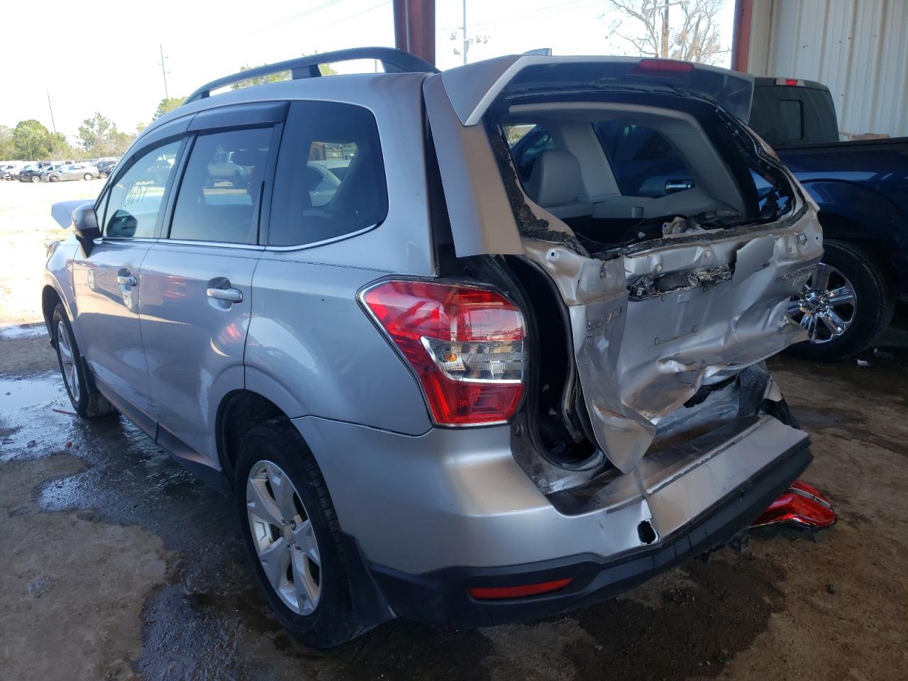 Photo 3 from auction – 2016 SUBARU FORESTER 2 with VIN JF2SJARC1GH409789