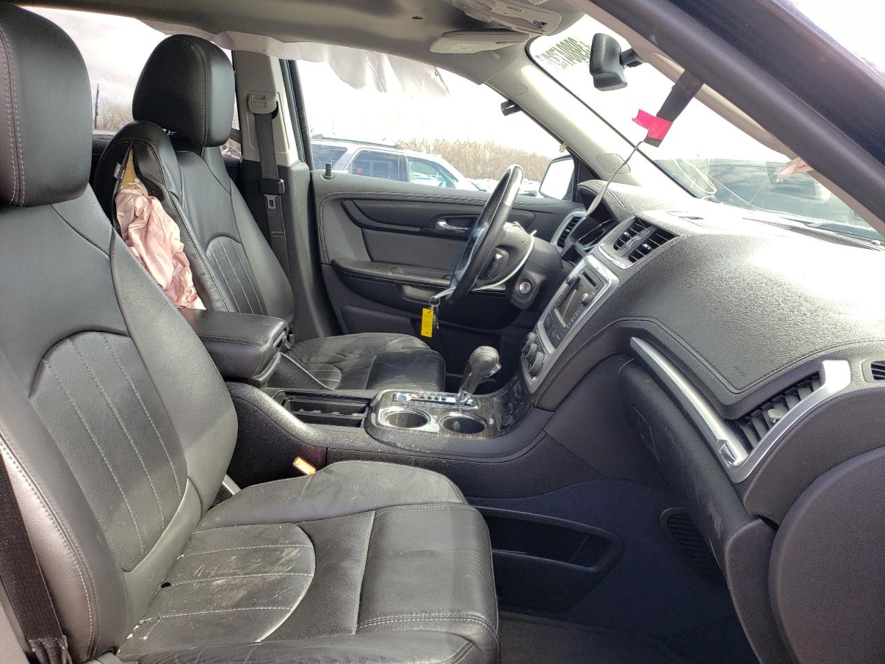 Photo 5 from auction – 2016 GMC ACADIA SLT with VIN 1GKKVSKD8GJ292513
