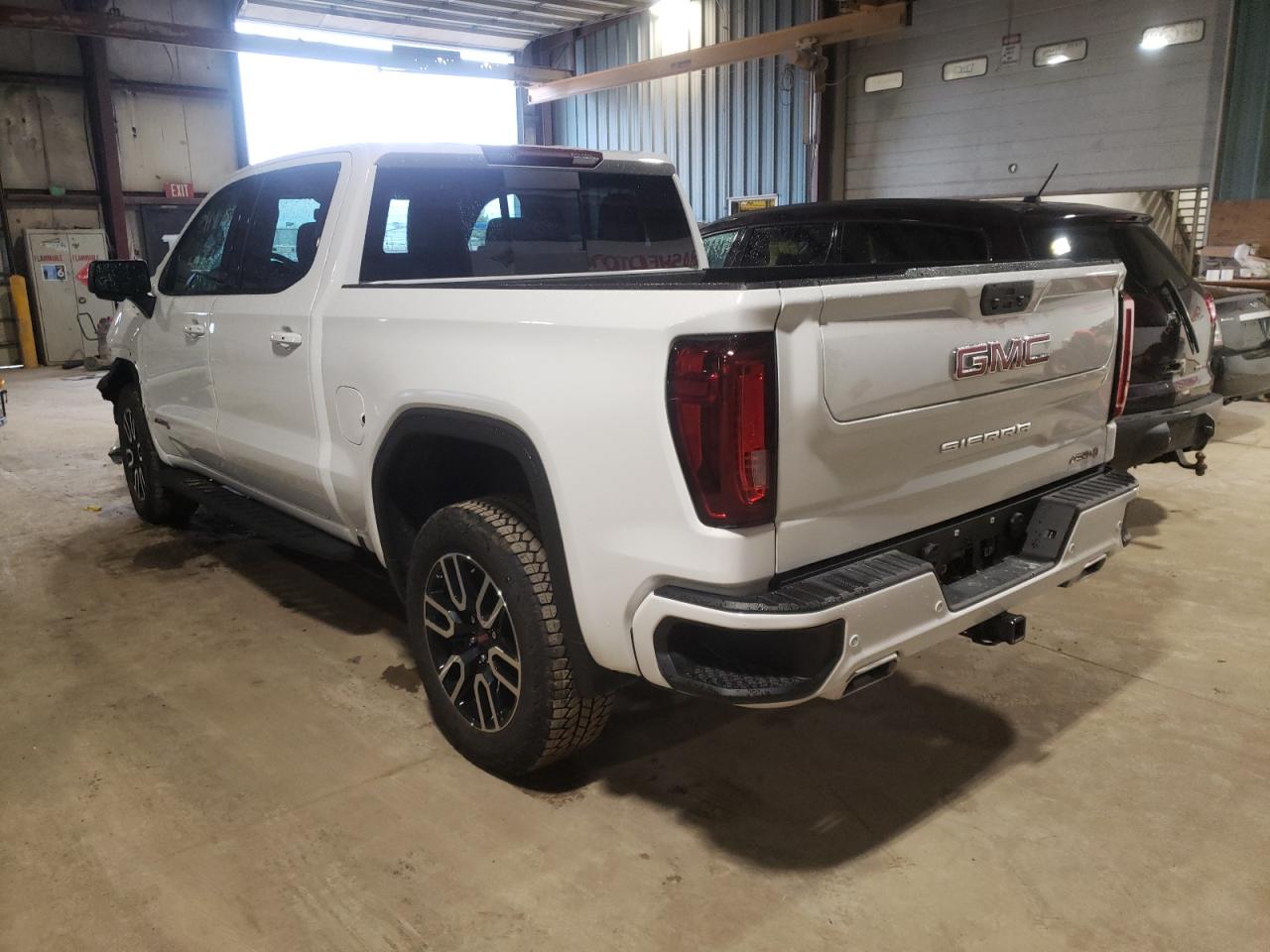 Photo 3 from auction – 2022 GMC SIERRA1500 with VIN 3GTP9EEL3NG181098