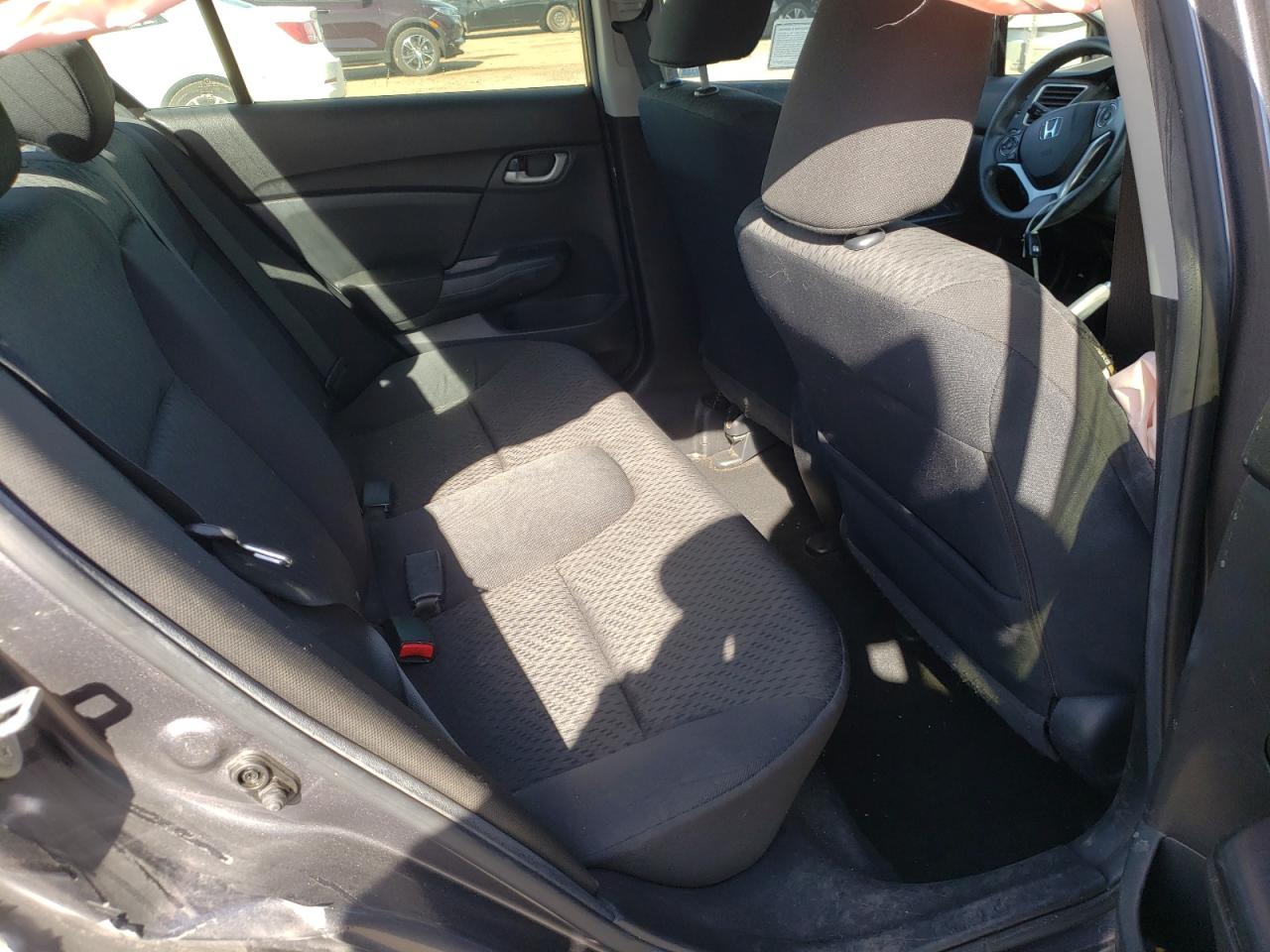 Photo 6 from auction – 2015 HONDA CIVIC LX with VIN 2HGFB2F51FH539364