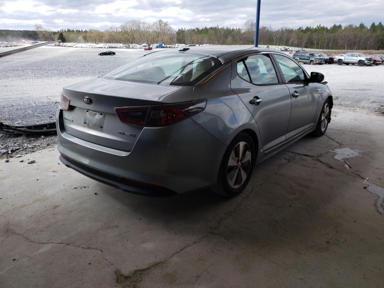 Photo 4 from auction – 2015 KIA OPTIMA HYB with VIN KNAGN4AD1F5090227