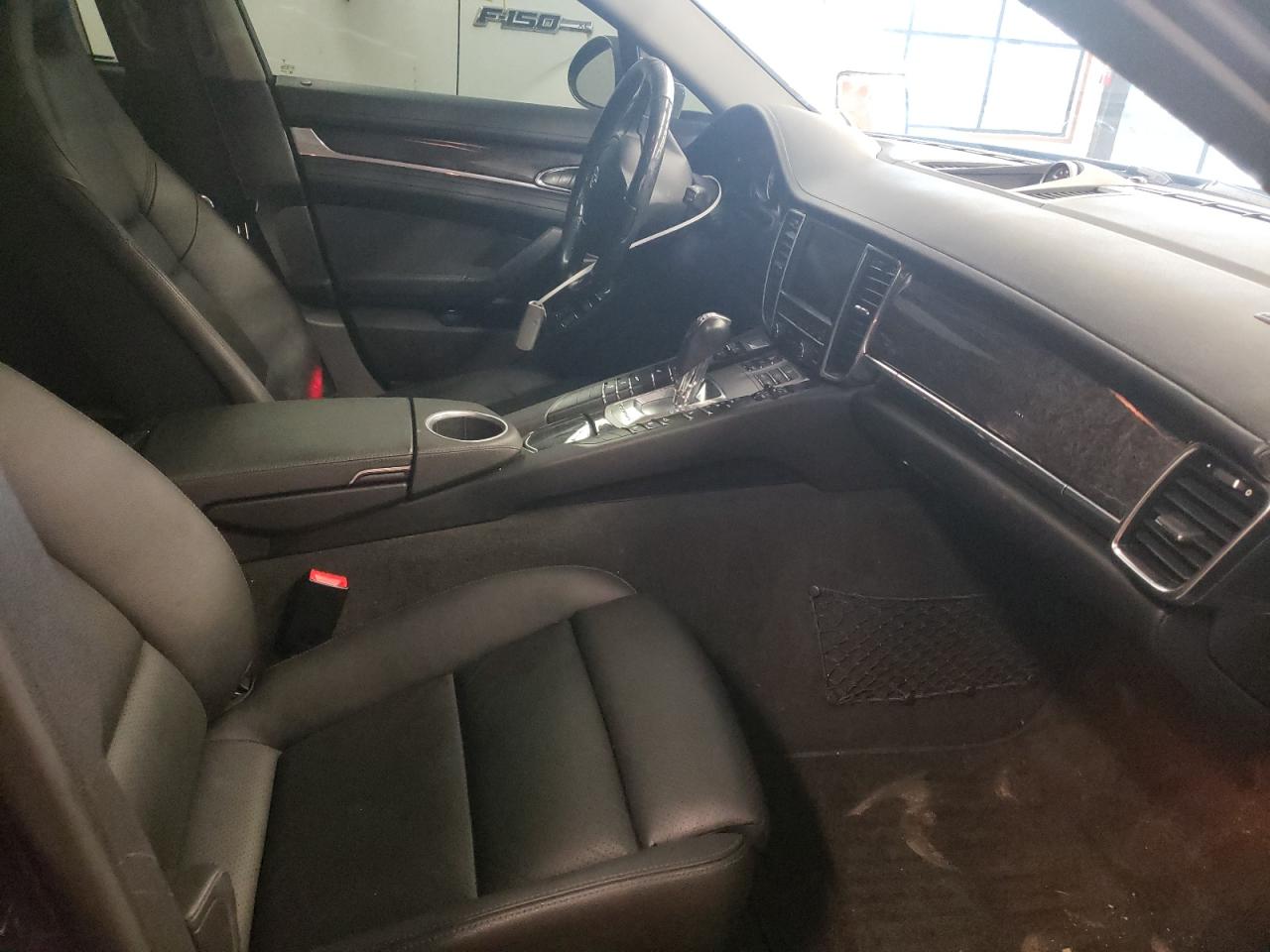 Photo 5 from auction – 2013 PORSCHE PANAMERA 2 with VIN WP0AA2A7XDL010743