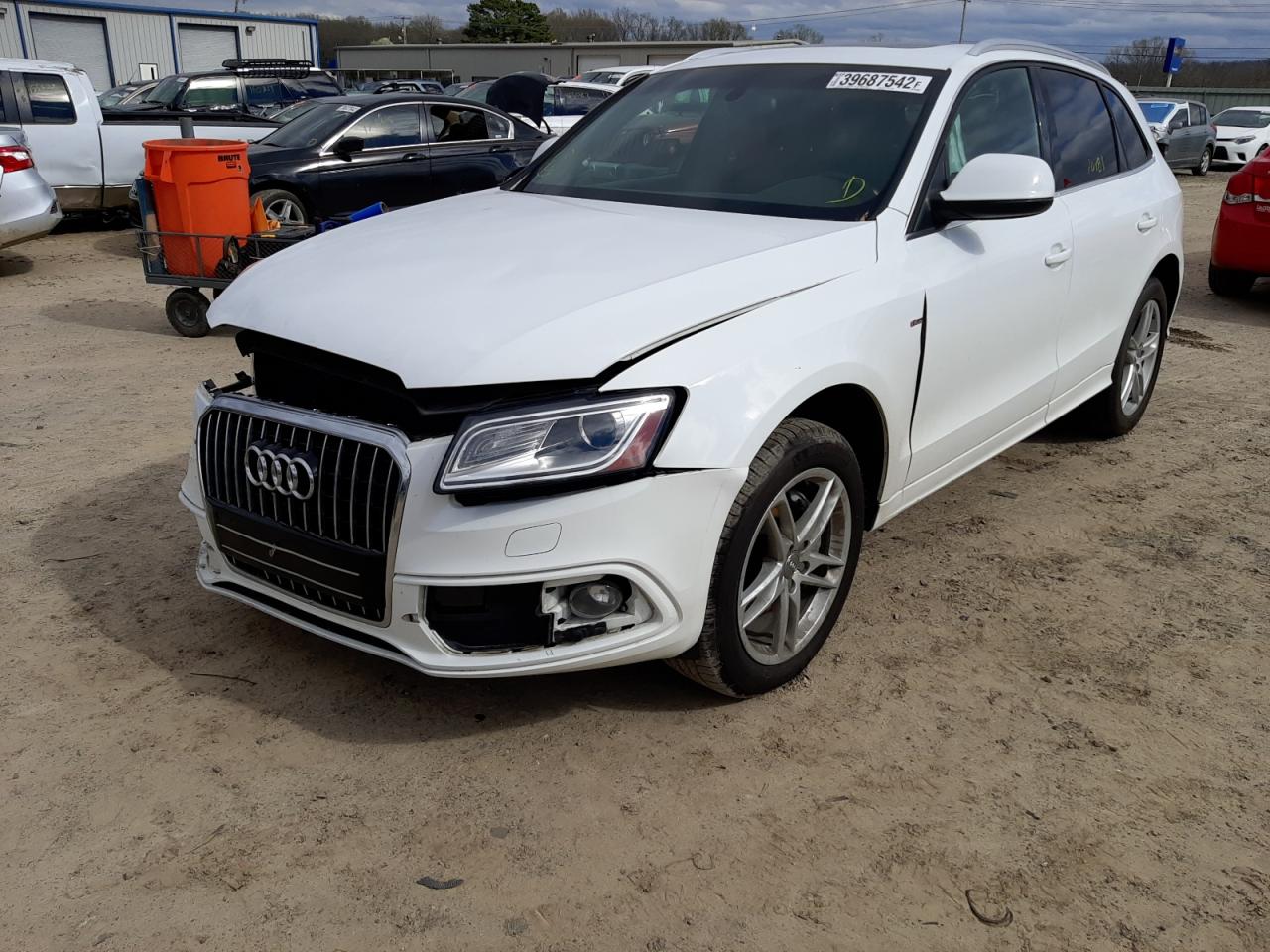 Photo 2 from auction – 2014 AUDI Q5 with VIN WA1DGAFP2EA051941