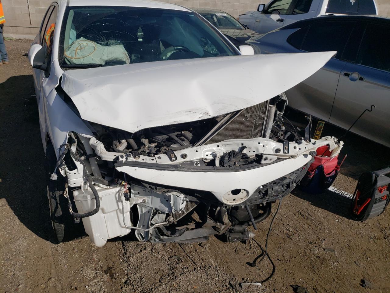Photo 9 from auction – 2013 TOYOTA COROLLA BA with VIN 2T1BU4EEXDC937040