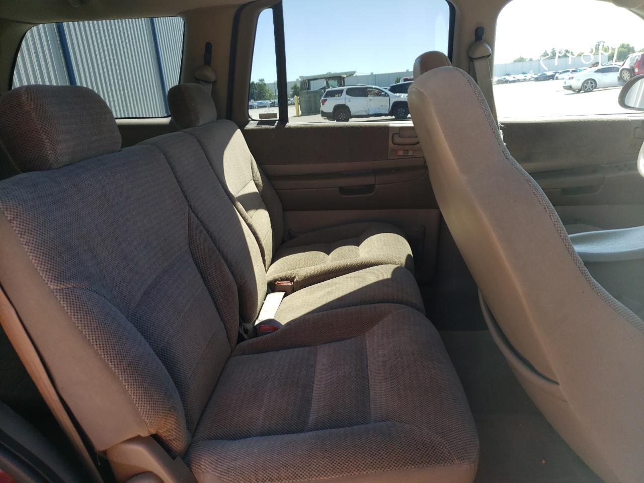 Photo 6 from auction – 2001 DODGE DURANGO with VIN 1B4HR28N31F549966