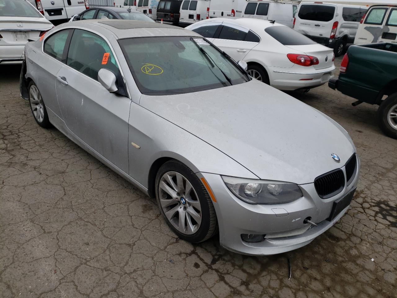 BMW 328 I SULE 2013 with VIN WBAKE5C59DJ106913 - Photo from auction