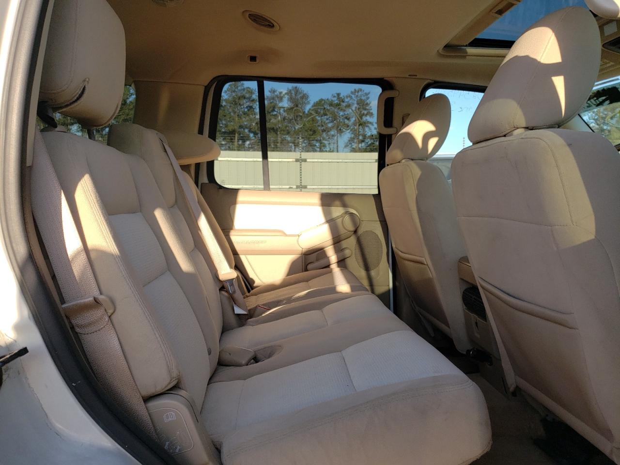 Photo 6 from auction – 2010 FORD EXPLORER X with VIN 1FMEU6DE9AUA92086