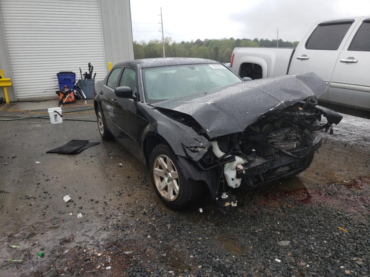 Photo 1 from auction – 2005 CHRYSLER 300 TOURIN with VIN 2C3JA53G85H636695