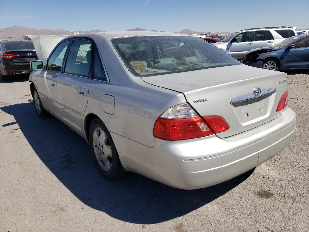 Photo 3 from auction – 2003 TOYOTA AVALON XL with VIN 4T1BF28B03U309839