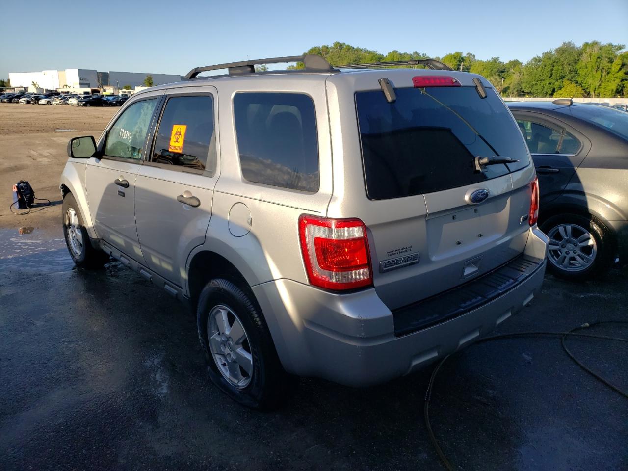 Zdjęcie 3 z aukcji – 2011 FORD ESCAPE XLT z VIN 1FMCU0DG0BKA69024