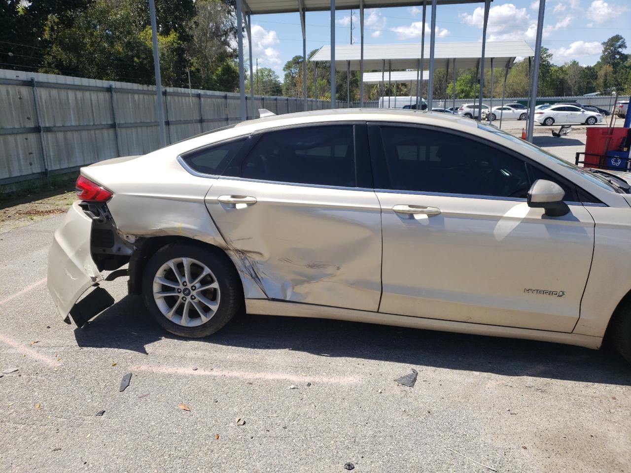 Photo 9 from auction – 2019 FORD FUSION SE with VIN 3FA6P0LU2KR138622