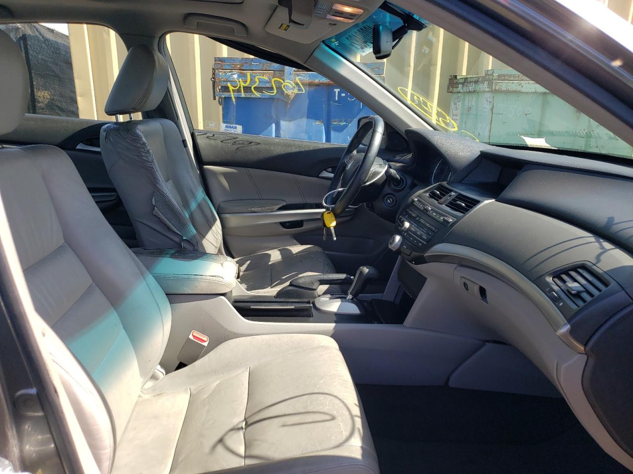 Photo 5 from auction – 2008 HONDA ACCORD EXL with VIN JHMCP26818C005170