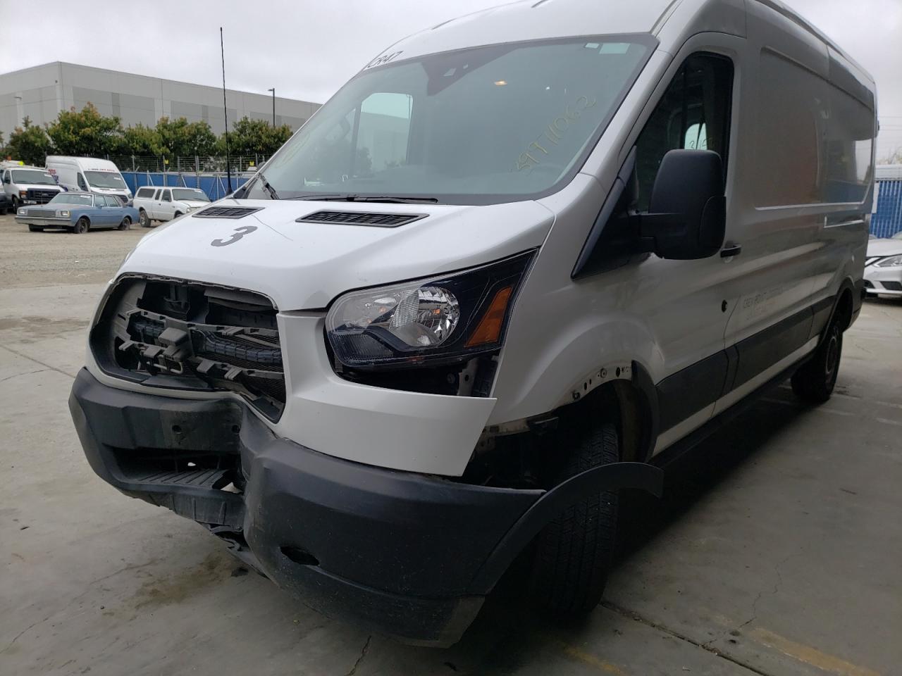 Photo 9 from auction – 2019 FORD TRANSIT T- with VIN 1FTYR2CM0KKB83703