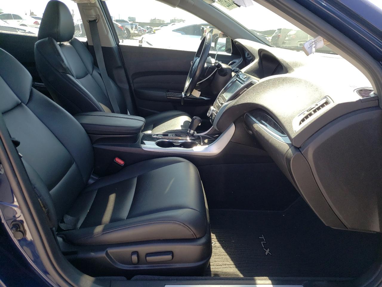 Photo 5 from auction – 2018 ACURA TLX with VIN 19UUB1F37JA009942