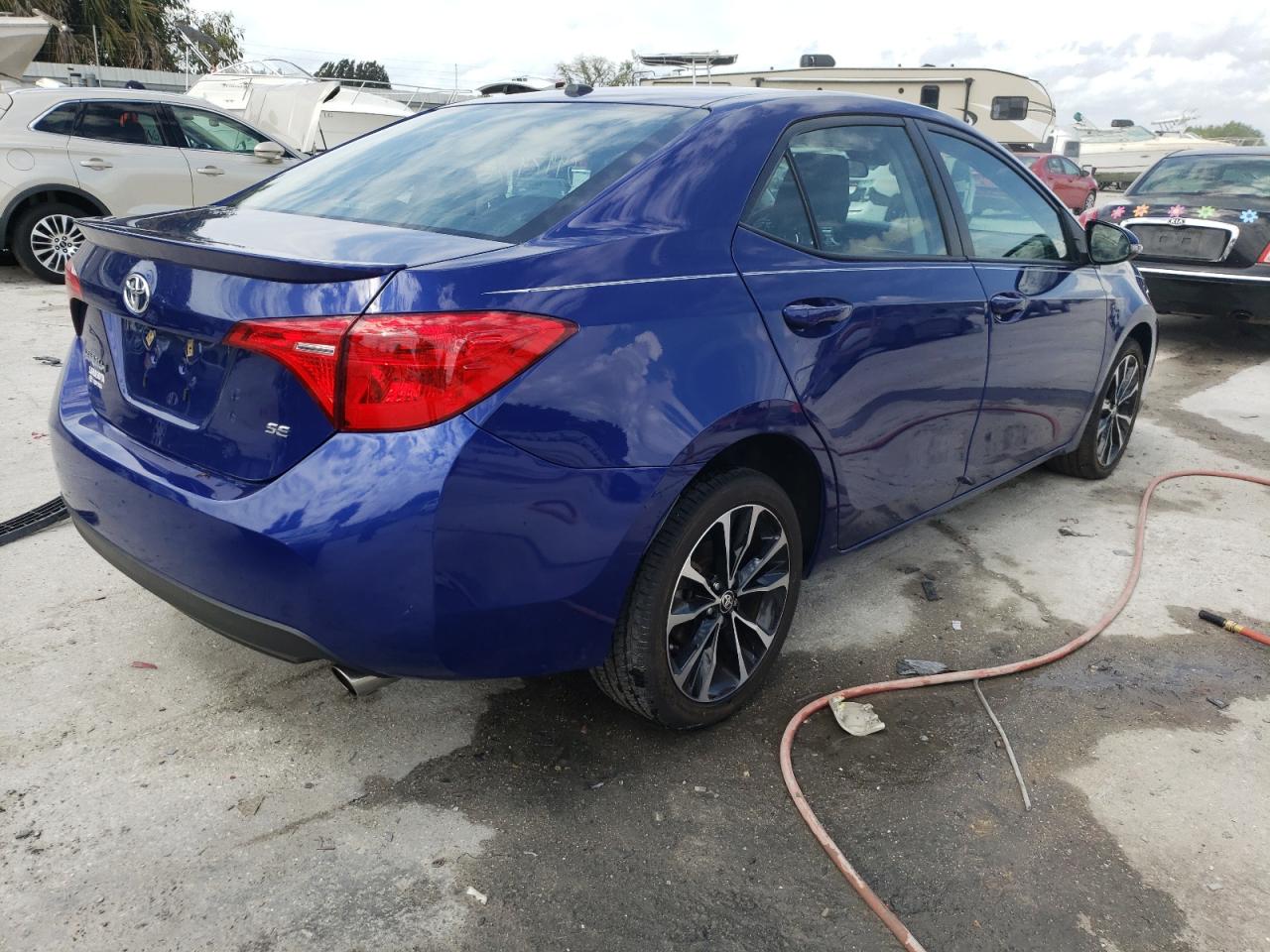 Photo 4 from auction – 2018 TOYOTA COROLLA L with VIN 2T1BURHE8JC978139