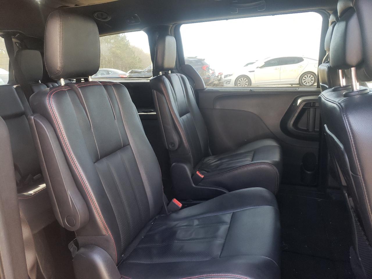 Photo 6 from auction – 2019 DODGE GRAND CARA with VIN 2C4RDGEG9KR670634