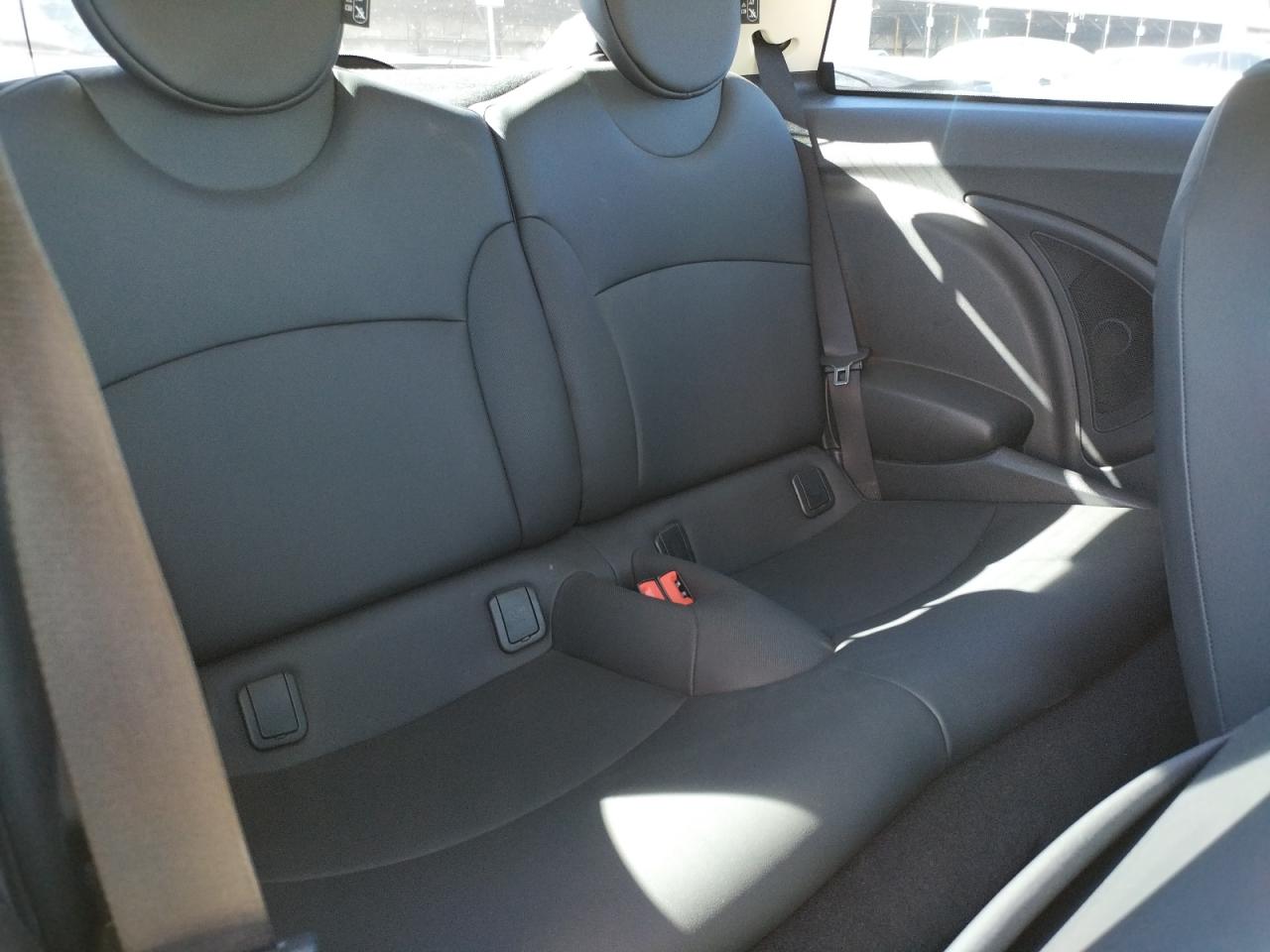 Photo 6 from auction – 2013 MINI COOPER with VIN WMWSU3C50DT692591