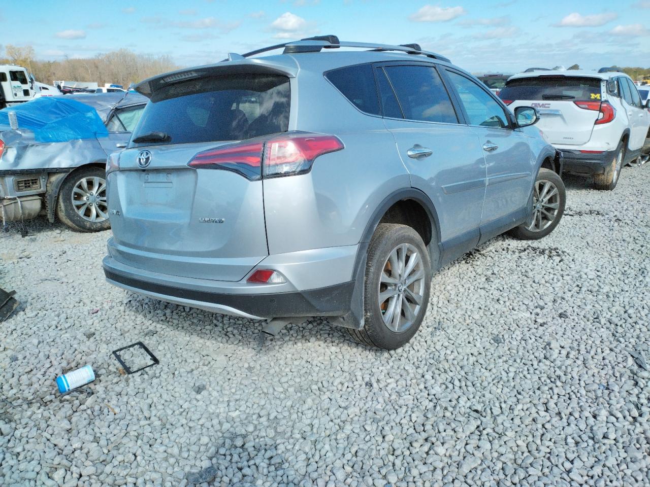Photo 4 from auction – 2016 TOYOTA RAV4 LIMIT with VIN 2T3YFREV3GW259341