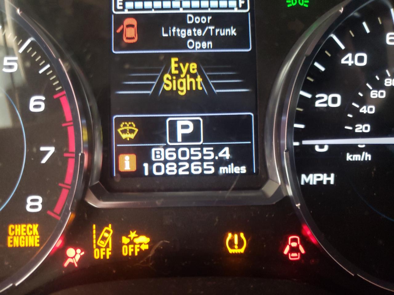 Photo 8 from auction – 2017 SUBARU FORESTER 2 with VIN JF2SJAGC4HH449207