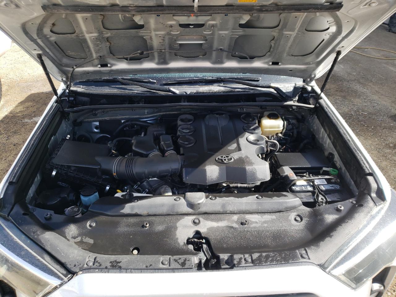 Photo 7 from auction – 2014 TOYOTA 4RUNNER SR with VIN JTEBU5JR7E5202413