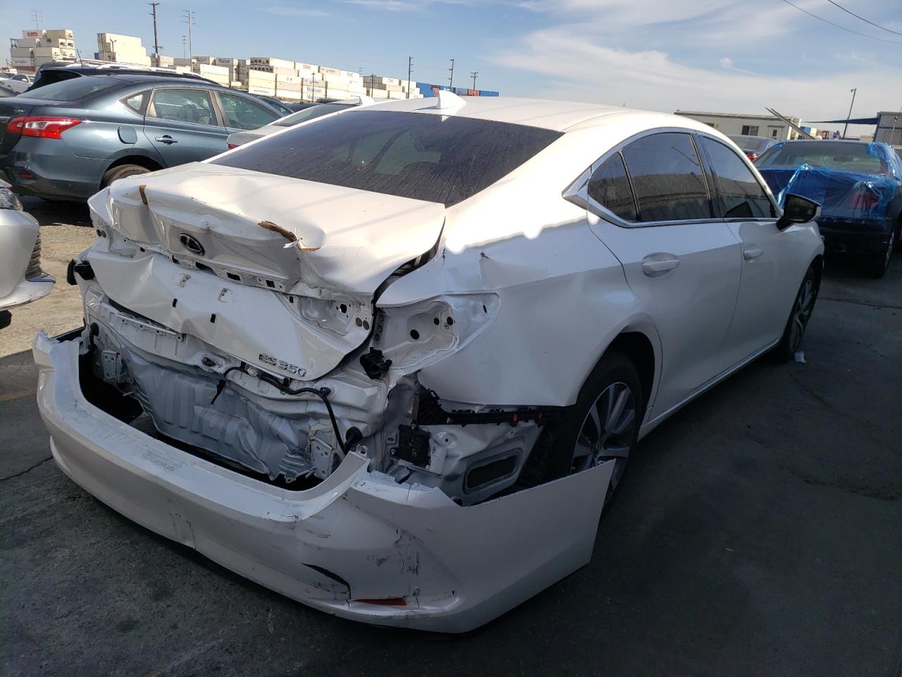 Photo 4 from auction – 2020 LEXUS ES 350 with VIN 58ADZ1B11LU056548