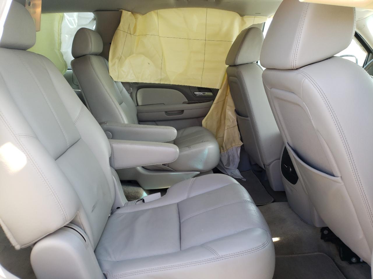 Photo 6 from auction – 2007 CHEVROLET TAHOE C150 with VIN 1GNFC13097R387843