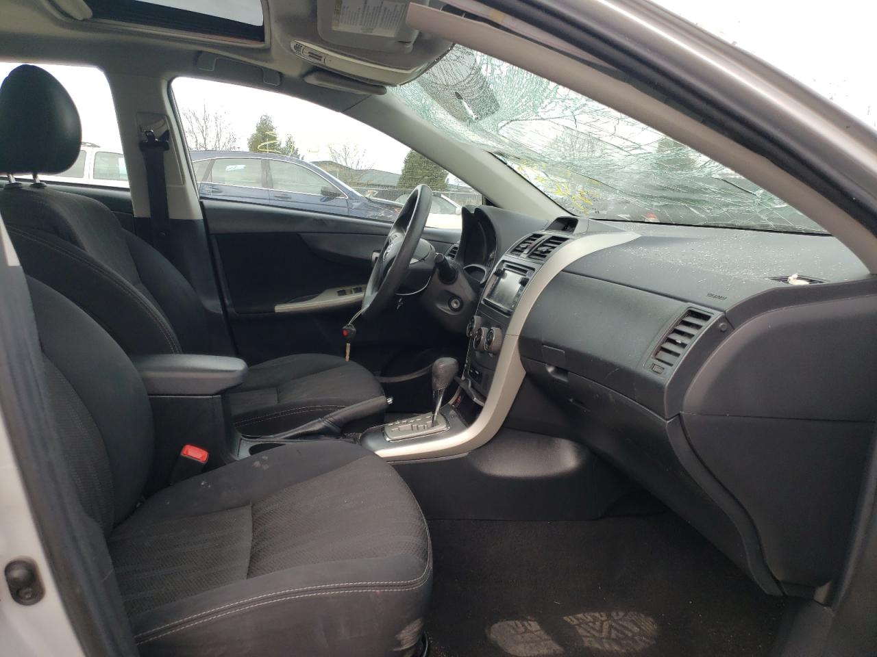 Photo 5 from auction – 2013 TOYOTA COROLLA BA with VIN 5YFBU4EEXDP199868