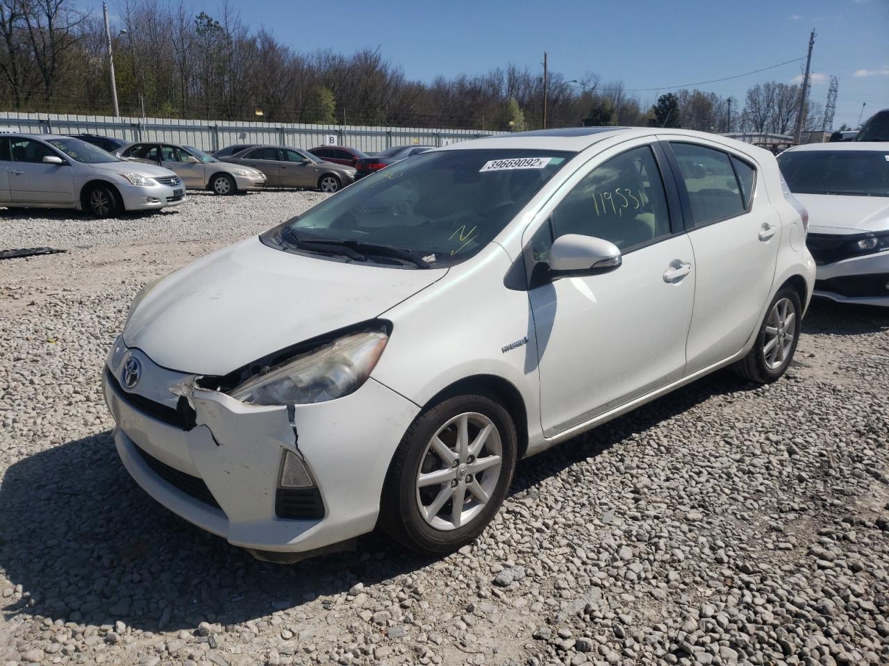 Photo 2 from auction – 2012 TOYOTA PRIUS C with VIN JTDKDTB3XC1022706