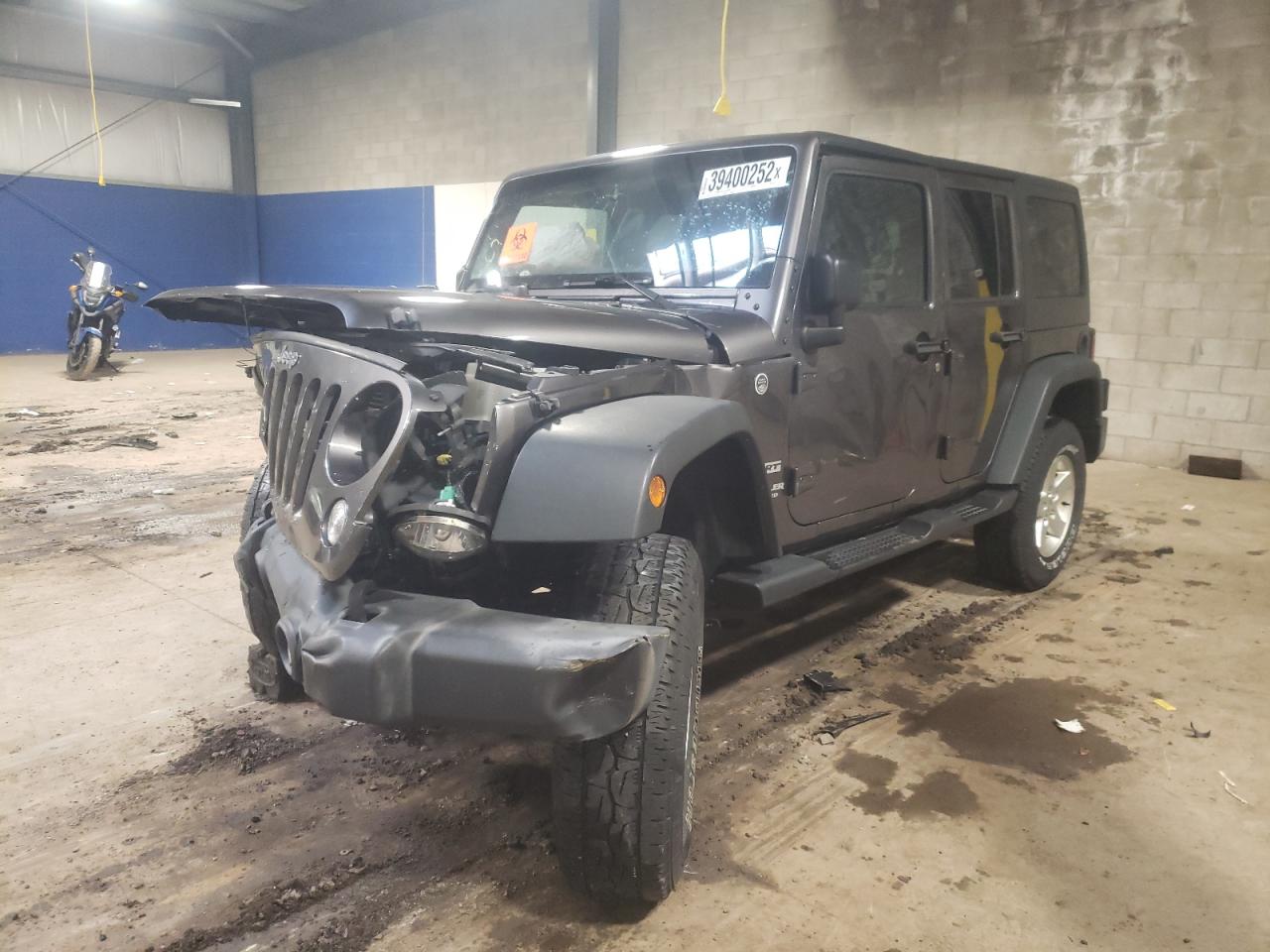 Photo 2 from auction – 2016 JEEP WRANGLER U with VIN 1C4BJWDG3GL266122