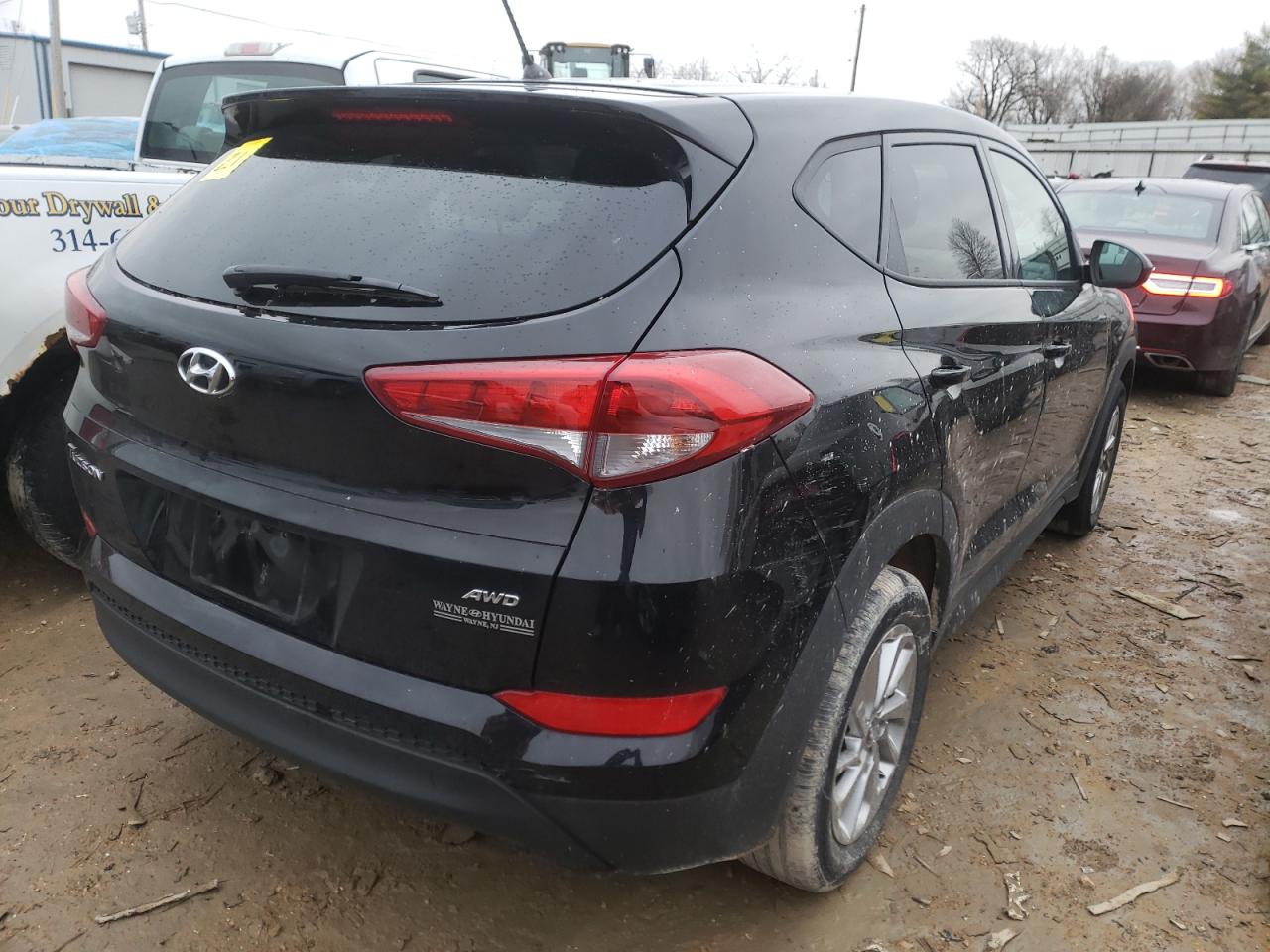 Photo 4 from auction – 2018 HYUNDAI TUCSON SE with VIN KM8J2CA42JU822287