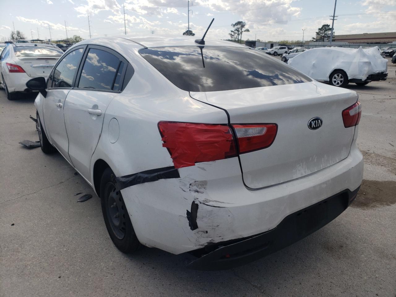 Photo 3 from auction – 2014 KIA RIO LX with VIN KNADM4A35E6385949