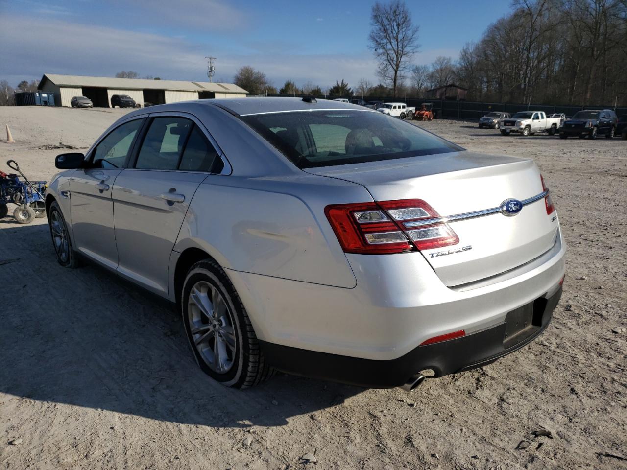 Photo 3 from auction – 2013 FORD TAURUS SEL with VIN 1FAHP2E80DG103043