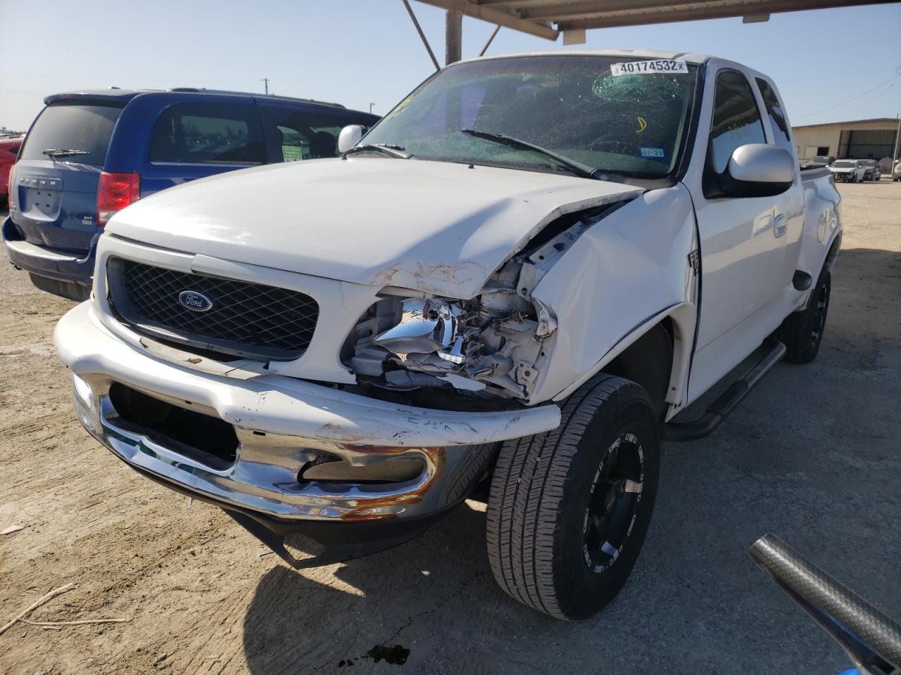 Photo 2 from auction – 1998 FORD F150 with VIN 1FTZX08W5WKB91164