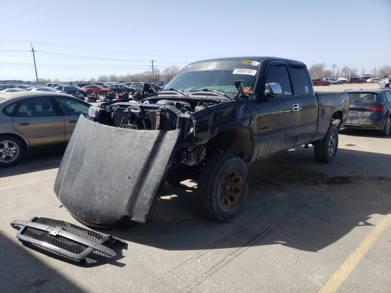 Photo 2 from auction – 2006 CHEVROLET SILVERADO with VIN 1GCEK19BX6Z182952